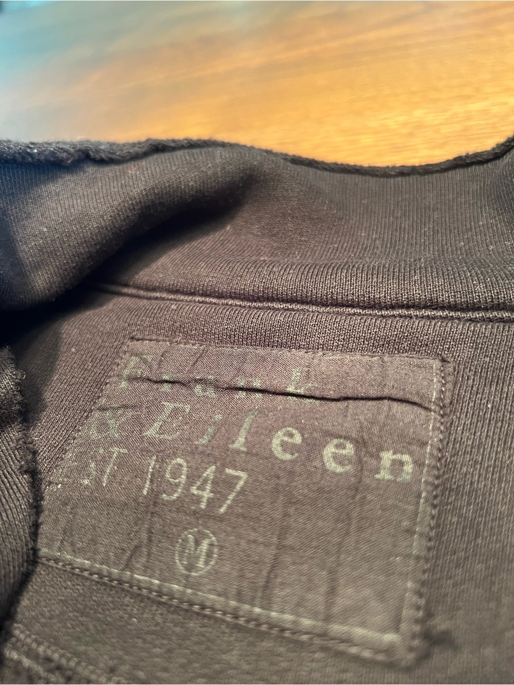 Frank & Eileen Black Belfast Sweatshirt Peacoat- Triple Terry - Picture 2 of 3
